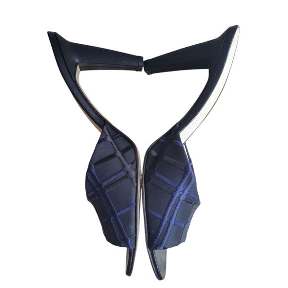 Bottega Veneta Vintage Navy Embroidered Mule Sandals (6.5 B) - Picture 8 of 8